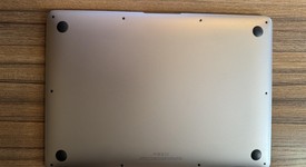 Good
													MacBook Air 2020 - 13" - Apple M1, Gray, 256 GB, 8 GB, photo 4 of 7