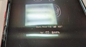 Good
													Motorola Razr Ultra (2025) - Unlocked, PANTONE Cabaret, 1 TB, 16 GB, photo 2 of 11