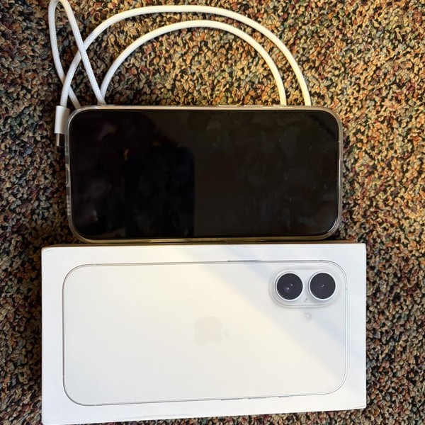 Apple iPhone 16 - Unlocked, 256 GB, White, A3081