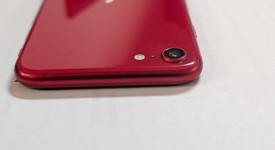 Good
													Apple iPhone SE 2nd Gen 2020 - Unlocked, Red, 128 GB, A2275, photo 4 of 9