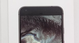 Good
													Google Pixel XL - Unlocked, Silver, 128 GB, 4 GB, Google Edition, photo 2 of 13