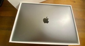 Good
													MacBook Air 2020 - 13" - Apple M1, Gray, 256 GB, 8 GB, photo 2 of 13