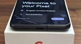 Mint
													Google Pixel 8 - Unlocked, Obsidian, 128 GB, 8 GB, G9BQD, Sub-6 5G, photo 2 of 11