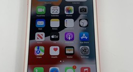 Mint
													Apple iPhone 7 Plus - Unlocked, Rose Gold, 128 GB, A1661, photo 1 of 8