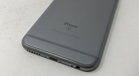 Good
													Apple iPhone 6S - Unlocked, Grey, 32 GB, A1688, photo 3 of 7