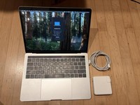 MacBook Pro 2018 (With Touch Bar) - 13"