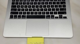 Good
													MacBook Pro 2015 (Retina) - 13" - Silver, 512 GB, 16 GB, photo 2 of 12