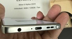 Mint
													Moto G Stylus 5G (2024) - Unlocked, Tan, 128 GB, 8 GB, photo 4 of 6