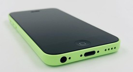 Fair
													Apple iPhone 5C - Unlocked, Green, 16 GB, A1532, photo 3 of 7