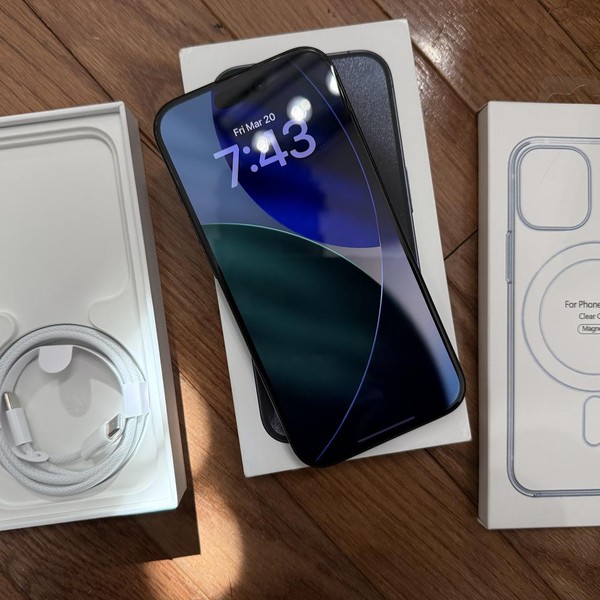 Apple iPhone 16 Pro - Unlocked, 256 GB, Black, A3083