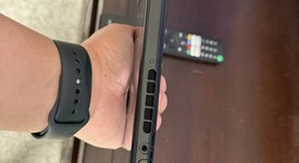 Good
													Nintendo Switch - Red & Blue, 32 GB, photo 3 of 7