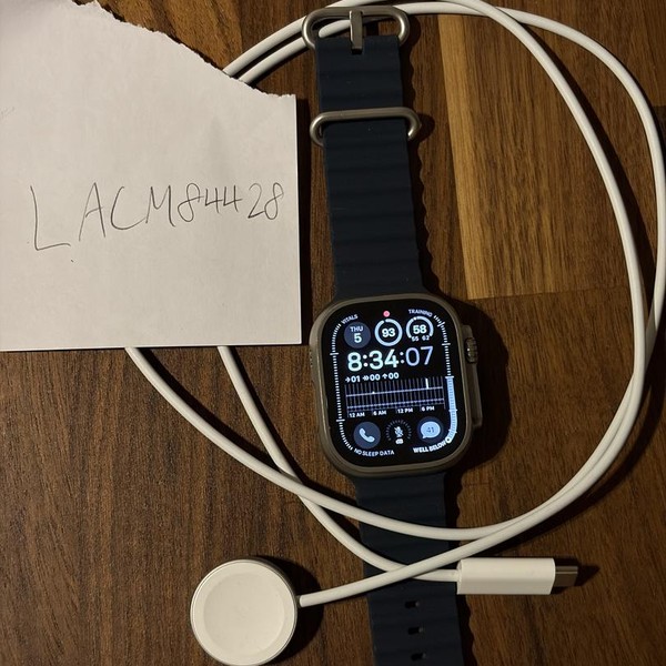 Apple Watch Ultra 2 49mm - Unlocked, Natural, A2986