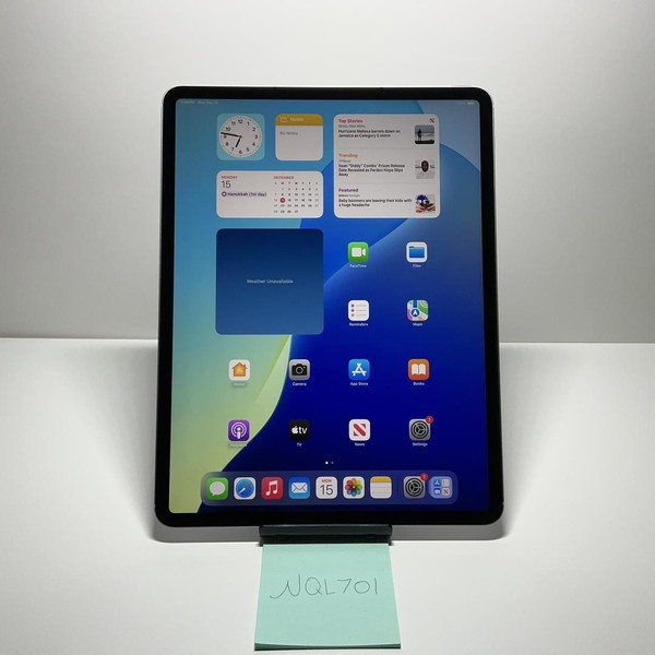 Apple iPad Air 13 inch (M2) 2024 - Unlocked, 128 GB, Purple, A2899