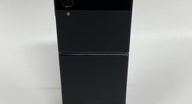Fair
													Samsung Galaxy Z Flip4 5G - Unlocked, Graphite, 256 GB, 8 GB, SM-F721U1, photo 3 of 4