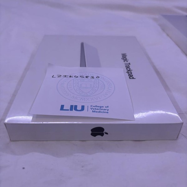 Apple Magic Trackpad - White