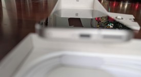 Mint
													Google Pixel 9a - Unlocked, Porcelain, 128 GB, 8 GB, photo 3 of 5