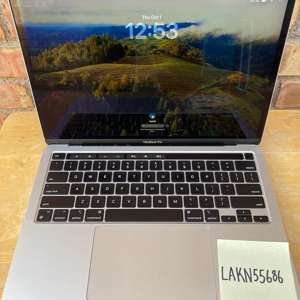 MacBook Pro 2020 - 13 inch - 1 TB, Silver, 16 GB, Apple M1