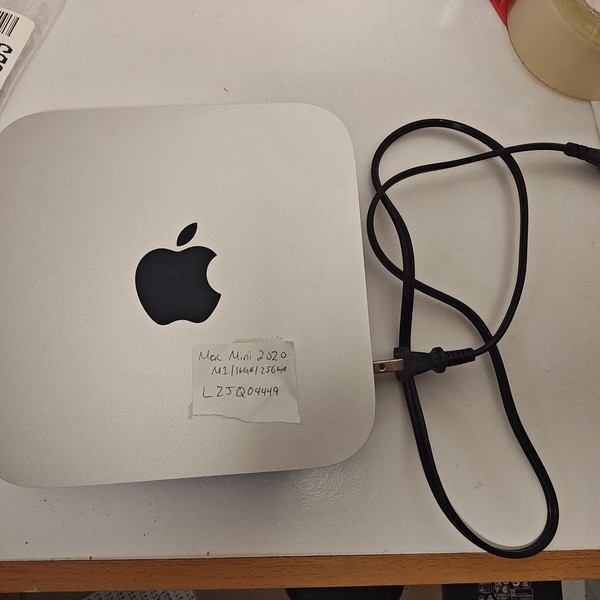 Mac mini 2020 - 256 GB, Silver, 16 GB, Apple M1