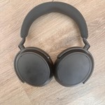 Used Sennheiser Momentum 4 - Black