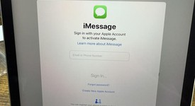 Good
													Apple iPad Air 4th Gen - Unlocked, Green, 256 GB, A2324, photo 2 of 5