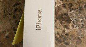 New
													Apple iPhone Xs Max - Verizon, Gold, 64 GB, A1921, photo 3 of 5