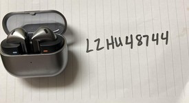 Used
													Samsung Galaxy Buds3 - Silver, photo 2 of 2