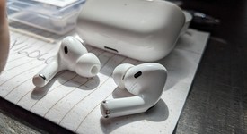 Used
													Apple AirPods Pro 1st Gen - MagSafe Case, photo 3 of 6