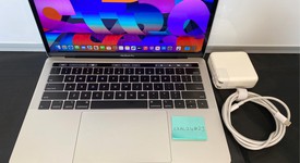 Good
													MacBook Pro 2019 - 13" - I5, Silver, 256 GB, 16 GB, photo 3 of 10