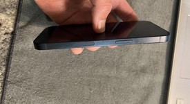 Mint
													Apple iPhone 13 - Unlocked, Midnight, 128 GB, A2482, photo 3 of 7