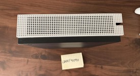 Good
													Xbox One S (2016) - White, 500 GB, photo 4 of 11