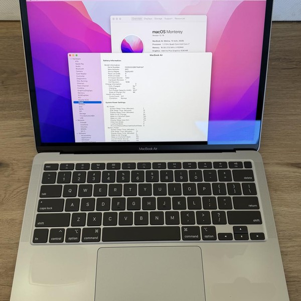 MacBook Air 2020 - 13 inch - 256 GB, Gray, 16 GB, Intel Core i7
