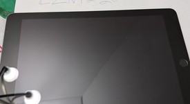 Good
													Apple iPad 6th Gen - Wi-Fi, Silver, 32 GB, A1893, photo 2 of 12