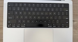 Good
													MacBook Pro 2021 - 14" - Apple M1 Pro 10-core, Silver, 1 TB, 16 GB, photo 5 of 13