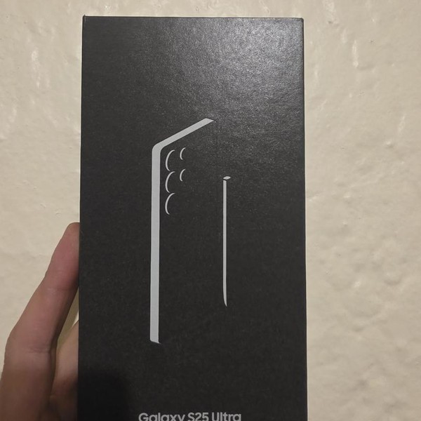 Samsung Galaxy S25 Ultra - Unlocked, 256 GB, Black, 12 GB, SM-S938U1