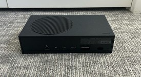 Mint
													Xbox Series S (2020) - Black, 1 TB, photo 4 of 8