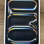 New Apple iPad Pro 11 inch (M4) 2024 - Unlocked, Silver, 256 GB, 8 GB, A2837, Standard Glass