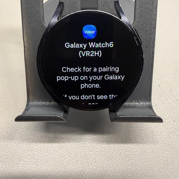 Samsung Galaxy Watch6 - Unlocked, Graphite, 40mm
