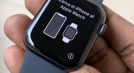 Mint
													Apple Watch Series 5 40mm - Gray, A2092 - GPS, Aluminum, photo 2 of 12