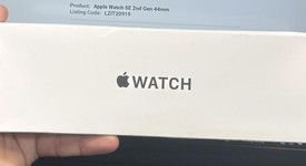 New
													Apple Watch SE 2nd Gen 44mm - Unlocked, Midnight, A2727 - Cellular, Aluminum, photo 6 of 6