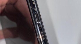 Good
													Apple iPhone Xs - Unlocked, Gray, 256 GB, A1920, photo 3 of 8