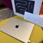 Mint MacBook Pro 2024 - 14 inch - 1 TB, Silver, 24 GB, Apple M4 Pro 14-core