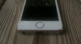 Fair
													Apple iPhone 5S - AT&T, Gold, 32 GB, A1533, photo 5 of 12