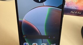 Good
													Motorola Razr (2023) - AT&T, Sage, 128 GB, 8 GB, photo 1 of 8
