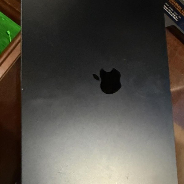 MacBook Air 2023 (M2) - 15 inch - 512 GB, Midnight, 16 GB, Apple M2