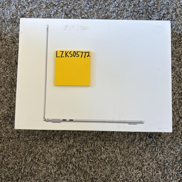 MacBook Air 2025 (M4) - 13 inch - 512 GB, Silver, 24 GB, Apple M4