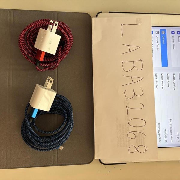 Apple iPad 6th Gen - Wi-Fi, Silver, 32 GB, A1893