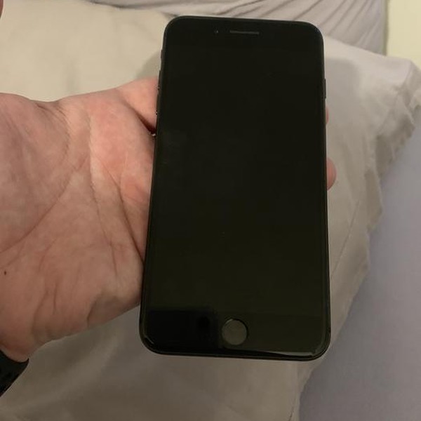 Apple iPhone 8 - Verizon, 64 GB, Gray, A1863