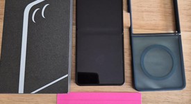 Mint
													Samsung Galaxy Z Flip7 - Unlocked, Jet Black, 512 GB, 12 GB, SM-F766U1, photo 1 of 8