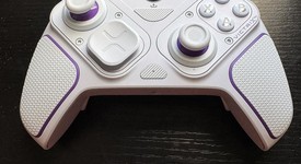 Mint
													PDP Victrix Pro BFG Wireless Gaming Controller, photo 3 of 4