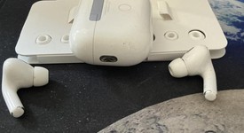 Used
													Apple AirPods Pro 2nd Gen - Lightning, photo 1 of 5